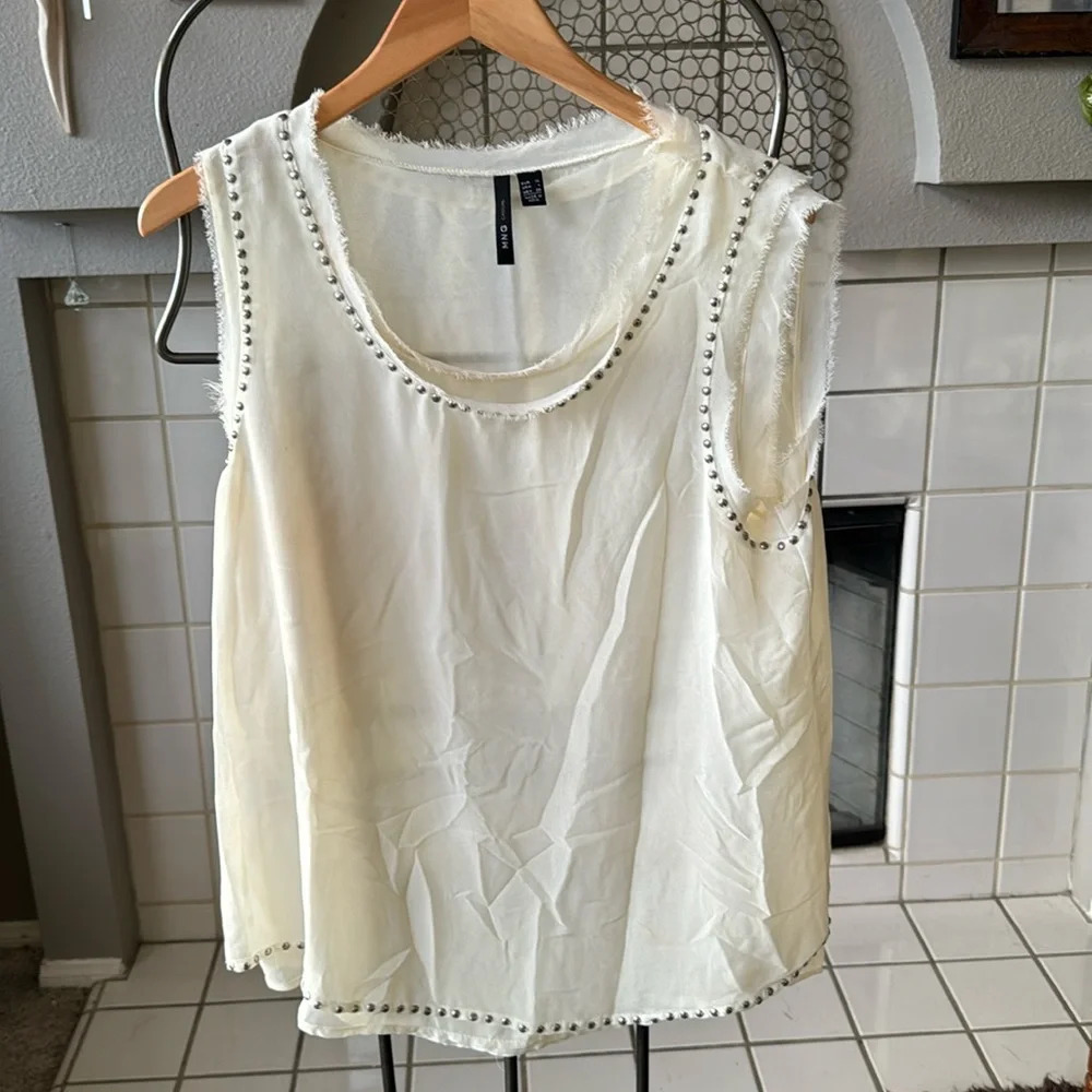 mango MNG CASUAL sleeveless raw edge studded layered top cream color size XL